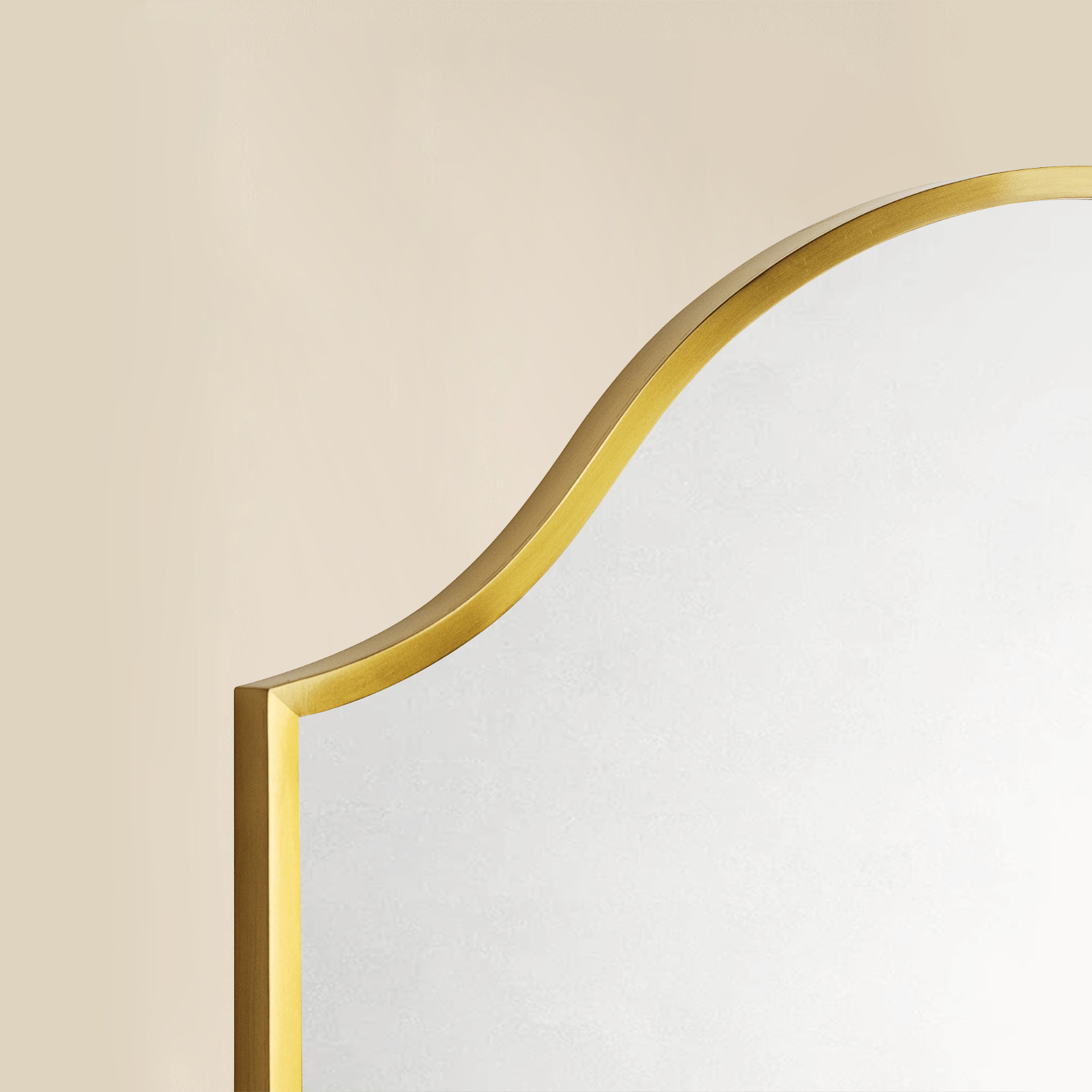 TEHOME Airius Modern Scalloped Arched Wall Mirrors Metal Framed in Brushed Gold finish, 24"x32",detail view